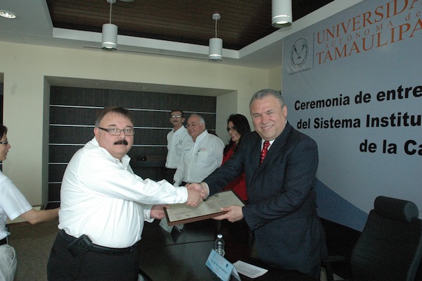 La Capital | Entrega Rector De La UAT Certificados De Calidad A Facultades