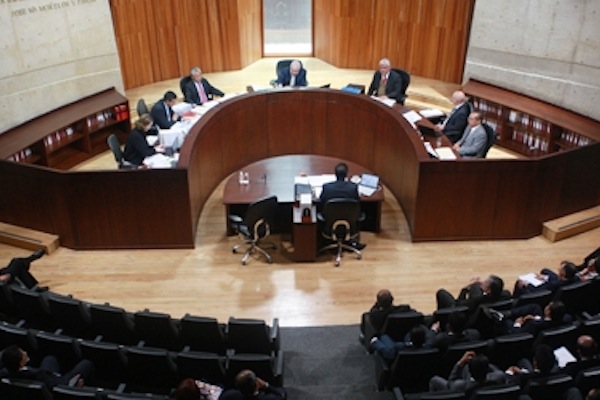TRIFE250612.JPG