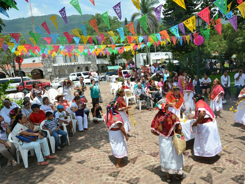 La Capital Culmina Con Gran Exito El XXI Festival De La Huasteca La Capital Culmina Con Gran Exito El XXI Festival De La Huasteca