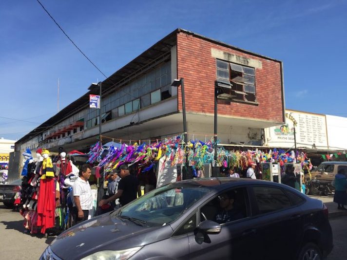 mercado arguelles.jpg