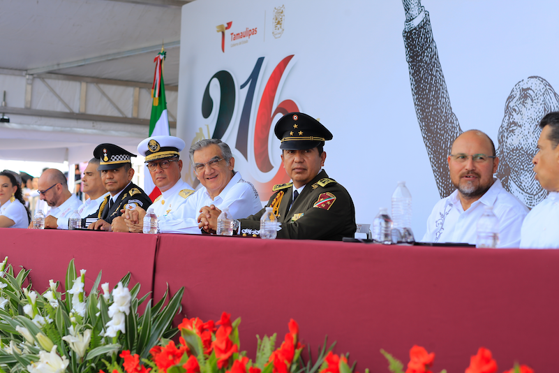 Américo_desfile_cívico_militar_por_el_216_aniversario_de_la_Independencia__(18).png