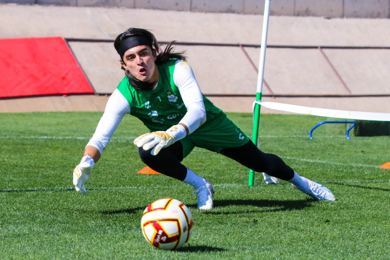 CARLOS ACEVEDO portero de santos laguna.png