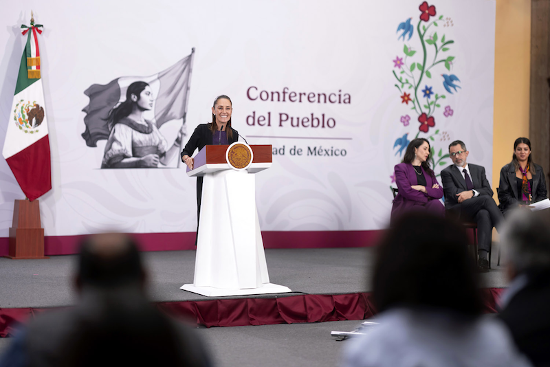 CLAUDIA Conferencia.png