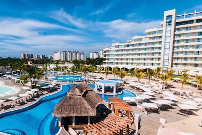 La Capital | Hotel Mundo Imperial Acapulco Se Renueva