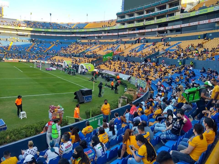 ESTADIO UNIVERSITARIO UANL.png