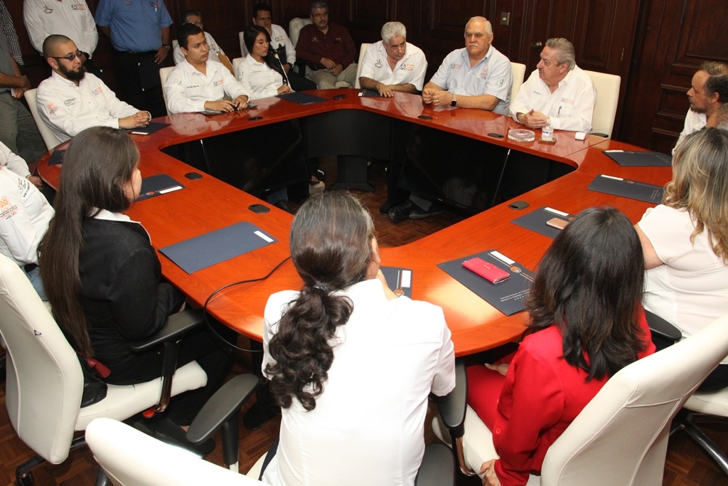 La Capital | Certifica ANFECA A Docentes De La Facultad De Comercio UAT ...
