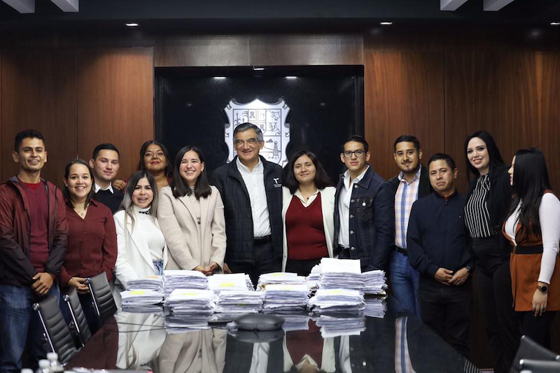 INJUVE ENTREGA PLAN ESTATAL AL GOB DE TAM.png
