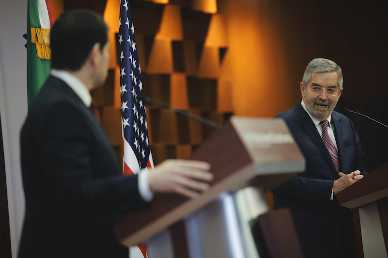 JUAN RAMON DE LA FUENTE Y MARCO RUBIO EN CONFERENCIA DE PRENSA 3.png