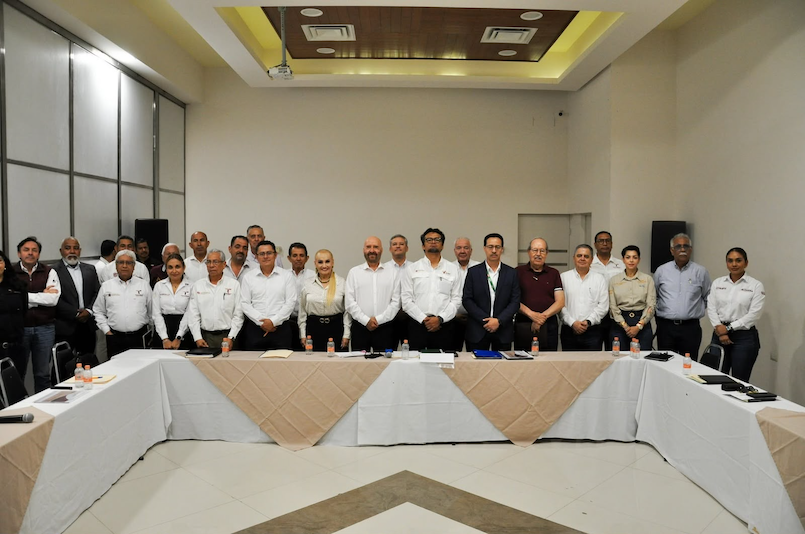 Raúl Quiroga Álvarez y CFE y COMAPAs para mejorar el suministro de agua (3).png
