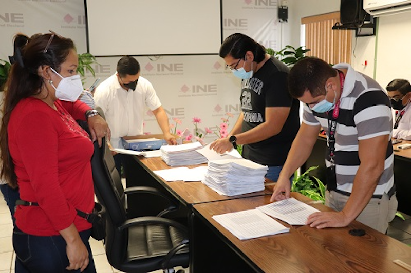 Recibe INE Tamaulipas firmas de apoyo al proceso de Revocación de Mandato.png