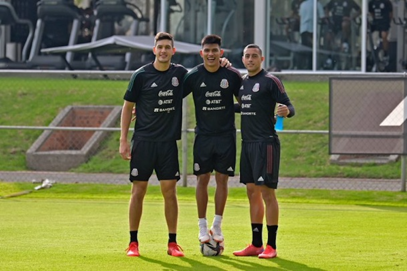 Seleccion futbol entrenamiento montes funes mori.png