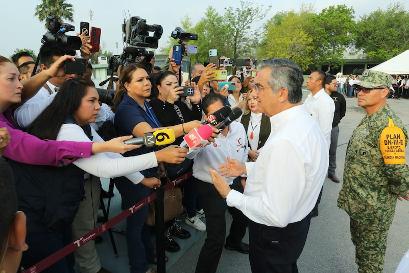 americo villarreal en conferencia .png