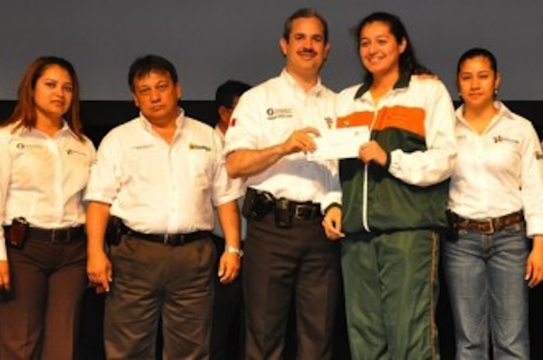 med1331425620_17.jpg