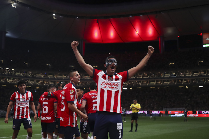 tiba sepulveda anota chivas.png