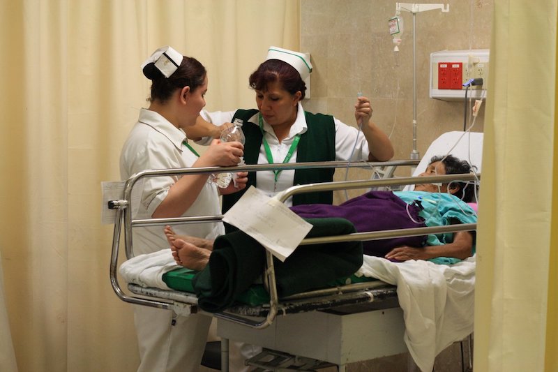 urgencias en el imss.jpg